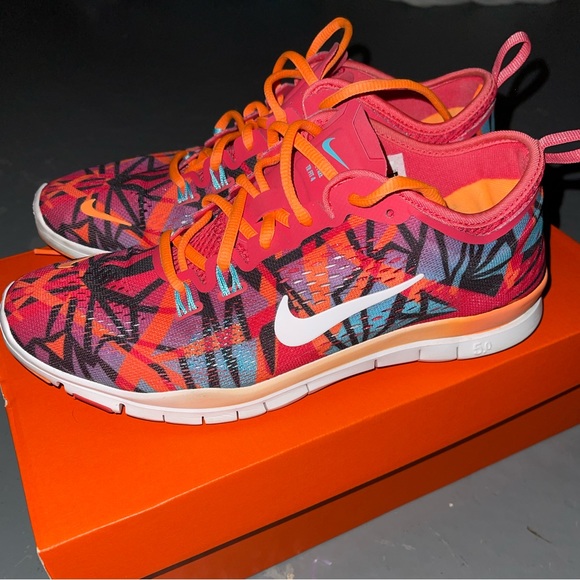 Nike Shoes - Nike TR Fit 5.0